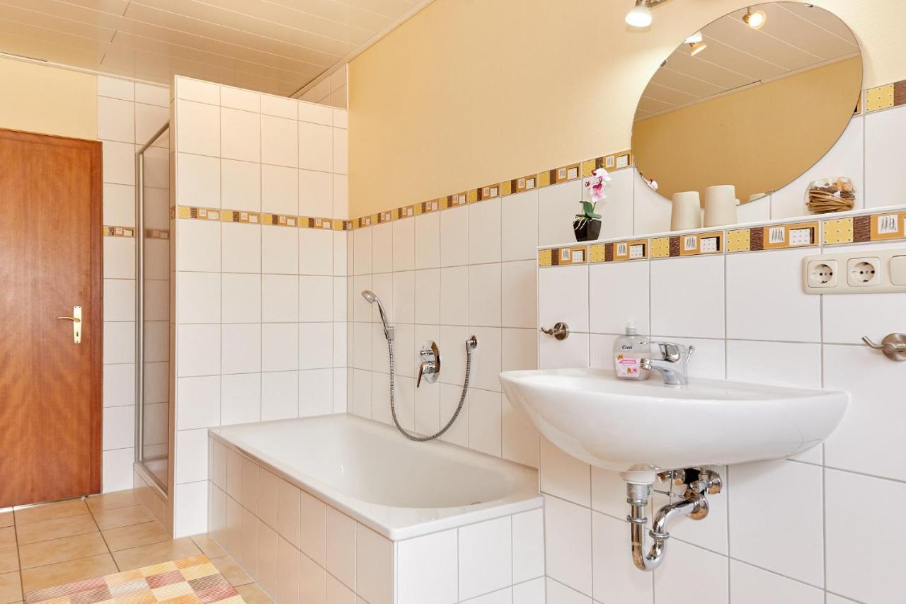 Ferienwohnung-Vinothek Keifer Kinheim Bagian luar foto